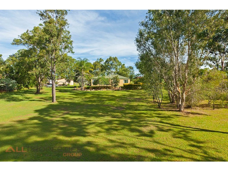 370-374 Equestrian Drive, New Beith QLD 4124