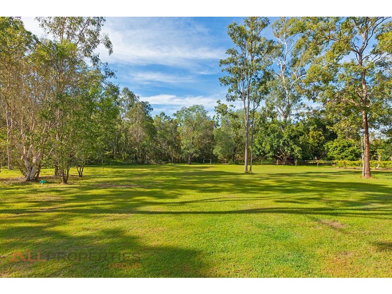 370-374 Equestrian Drive, New Beith QLD 4124