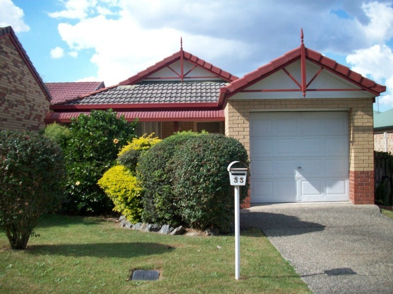 33 Rimu Crescent, Forest Lake QLD 4078