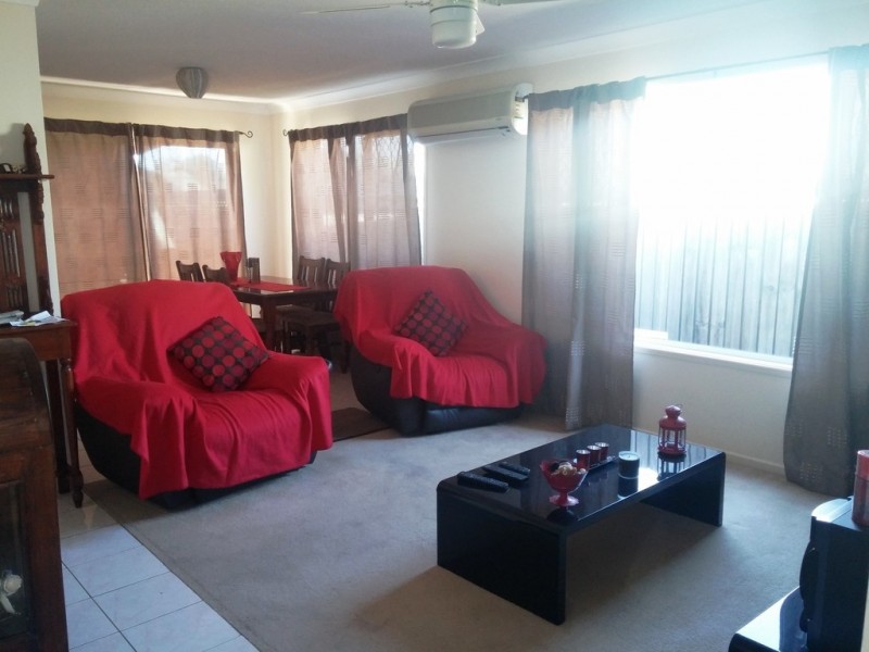 33 Rimu Crescent, Forest Lake QLD 4078