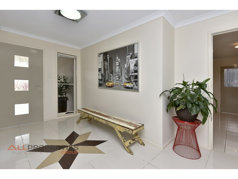 7 Aspen Street, Heathwood QLD 4110