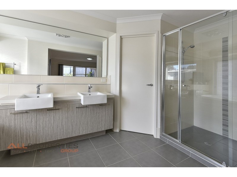 7 Aspen Street, Heathwood QLD 4110