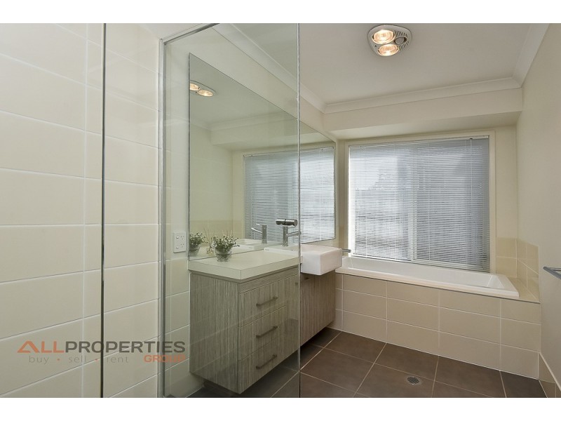 7 Aspen Street, Heathwood QLD 4110