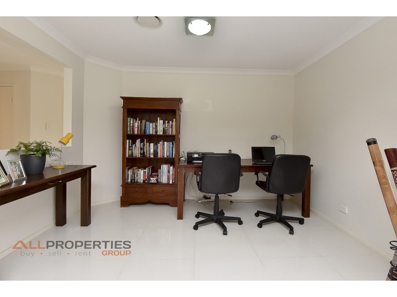 7 Aspen Street, Heathwood QLD 4110