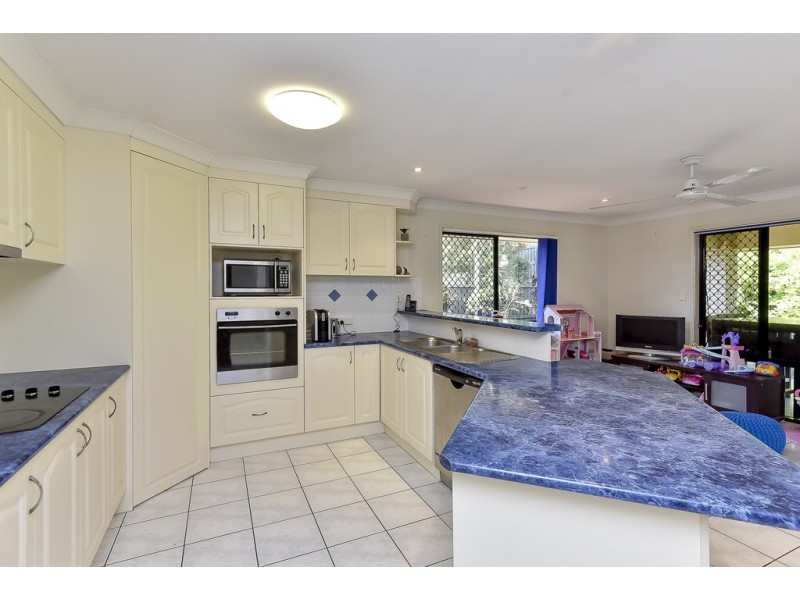 5 Ashton Way, Forest Lake QLD 4078