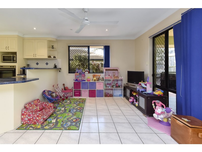 5 Ashton Way, Forest Lake QLD 4078