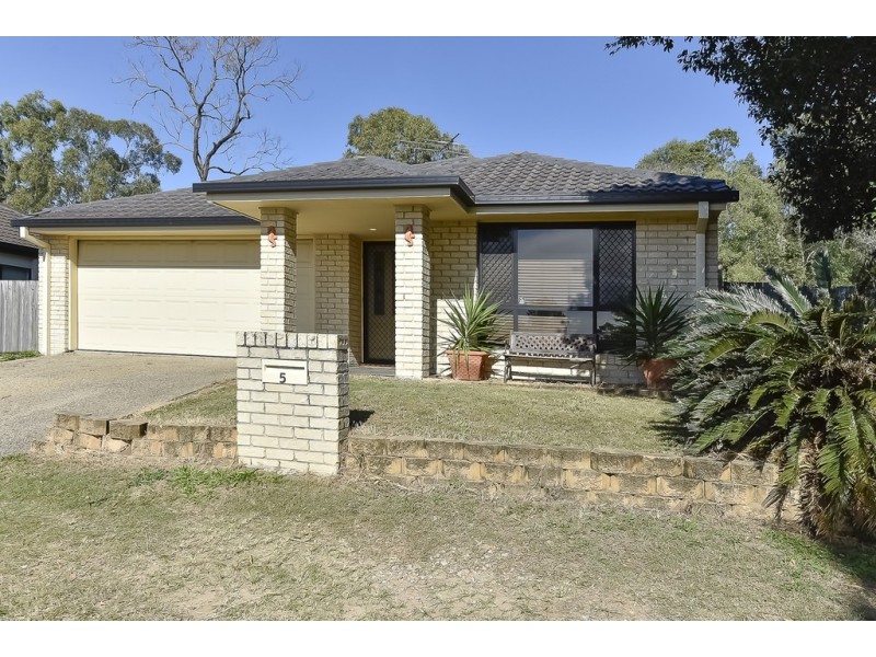 5 Ashton Way, Forest Lake QLD 4078