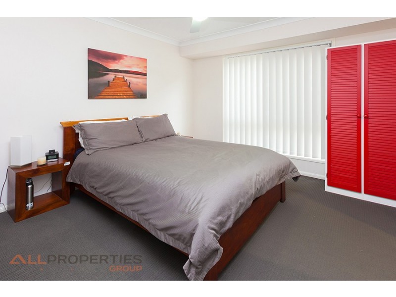 17 The Avenue, Heathwood QLD 4110