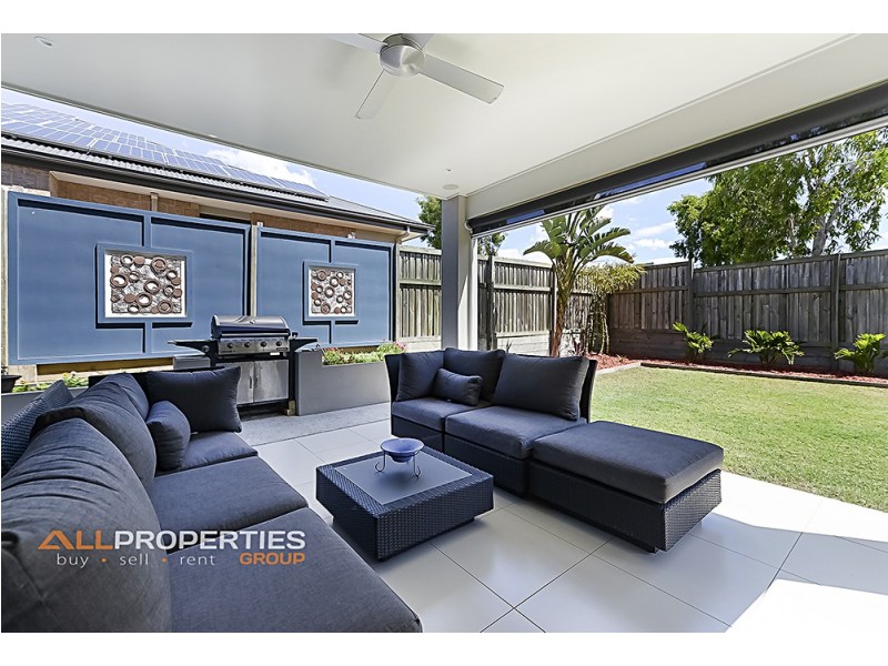 34 Sandalwood Street, Heathwood QLD 4110