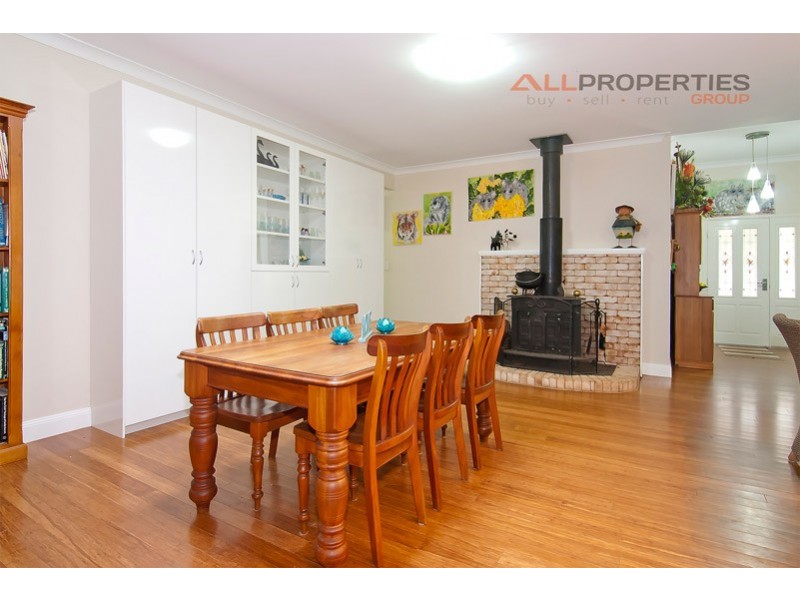 21 Summerhill Place, Woodhill QLD 4285