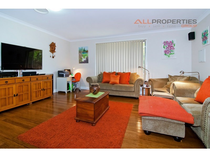 21 Summerhill Place, Woodhill QLD 4285