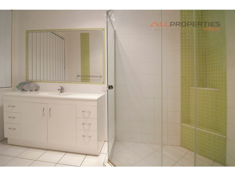 21 Summerhill Place, Woodhill QLD 4285