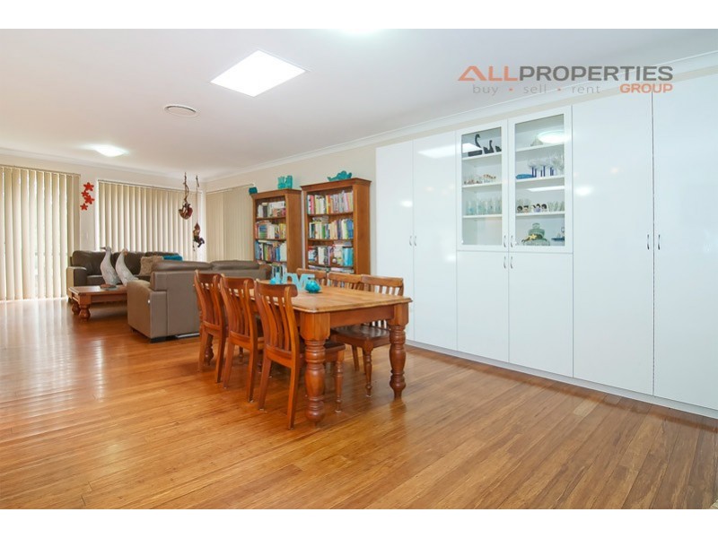 21 Summerhill Place, Woodhill QLD 4285