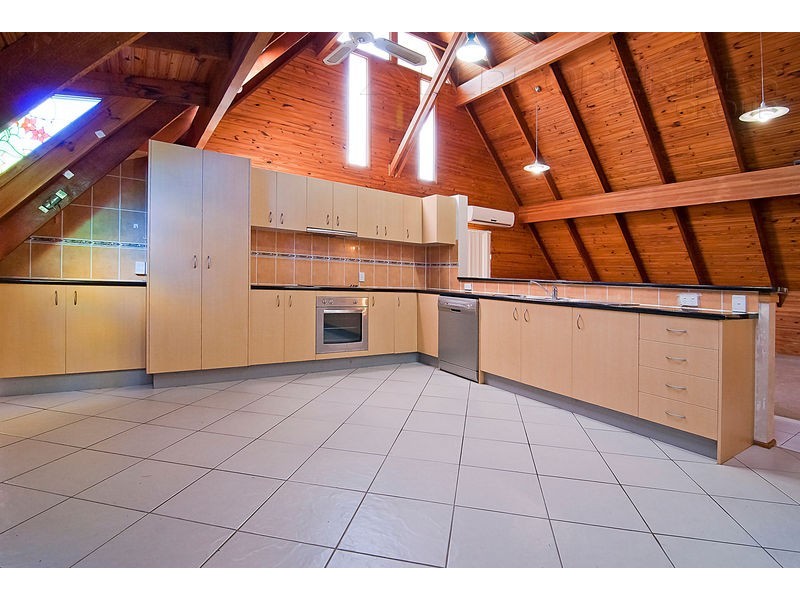 3 Young Court, Springwood QLD 4127