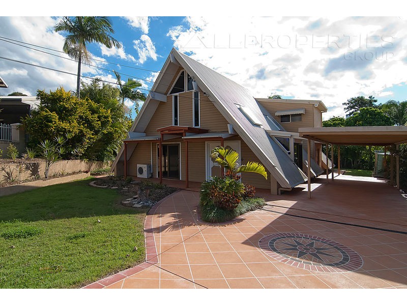 3 Young Court, Springwood QLD 4127