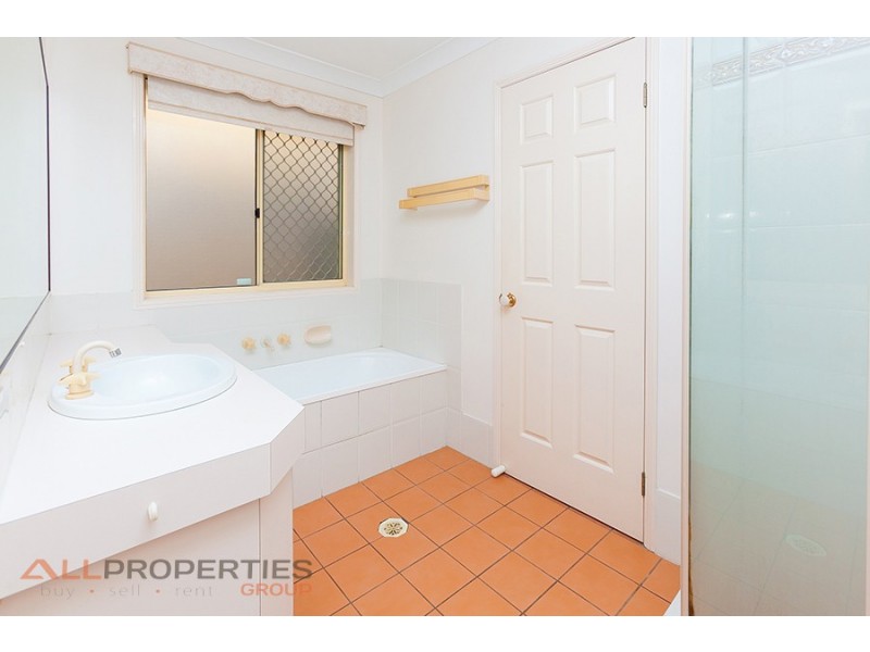 78 Serrata Circuit, Forest Lake QLD 4078