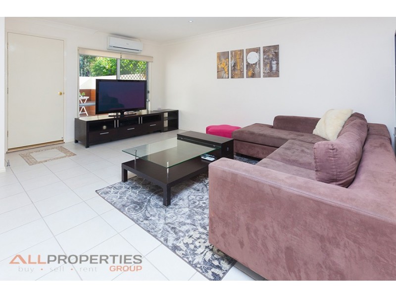 4/15 San Mateo Blvd, Eight Mile Plains QLD 4113