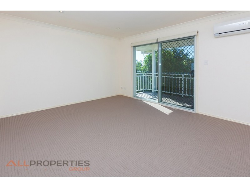 4/15 San Mateo Blvd, Eight Mile Plains QLD 4113