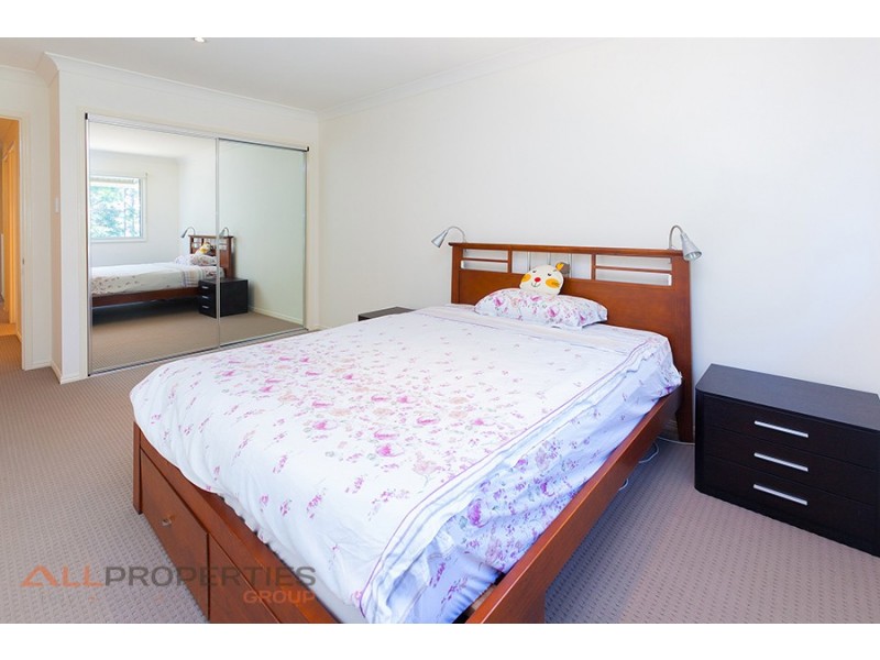 4/15 San Mateo Blvd, Eight Mile Plains QLD 4113