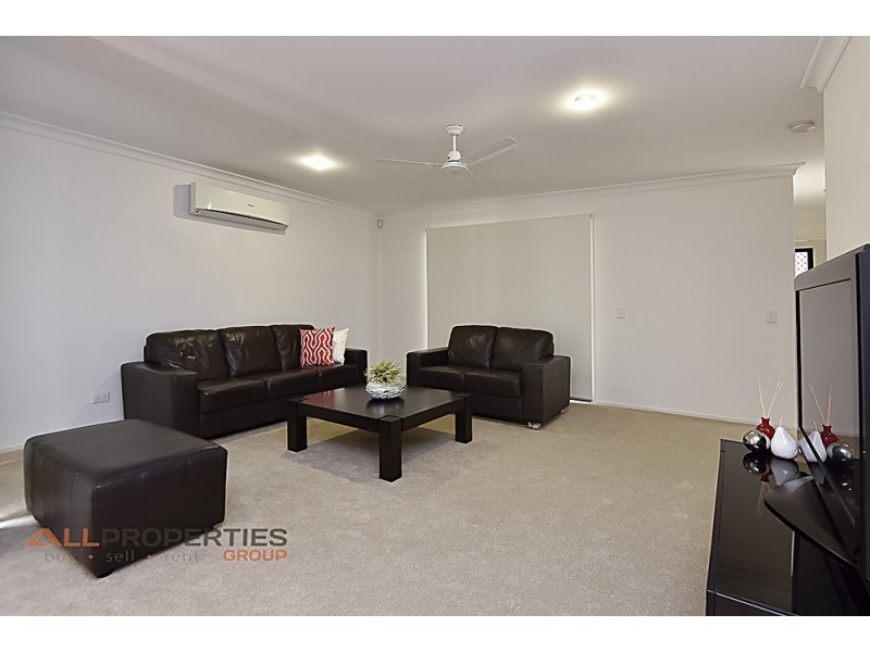 7 Cleland Court, Parkinson QLD 4115