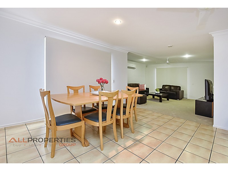 7 Cleland Court, Parkinson QLD 4115