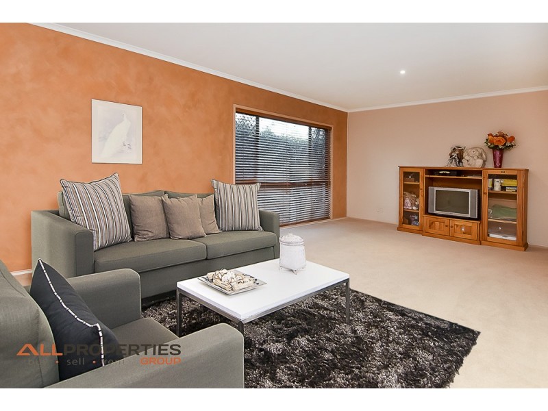 86 Augusta Cr, Forest Lake QLD 4078