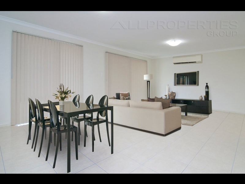 7 Lietzow Street, Redbank Plains QLD 4301