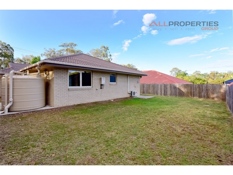 62 Blackwell Street, Hillcrest QLD 4118