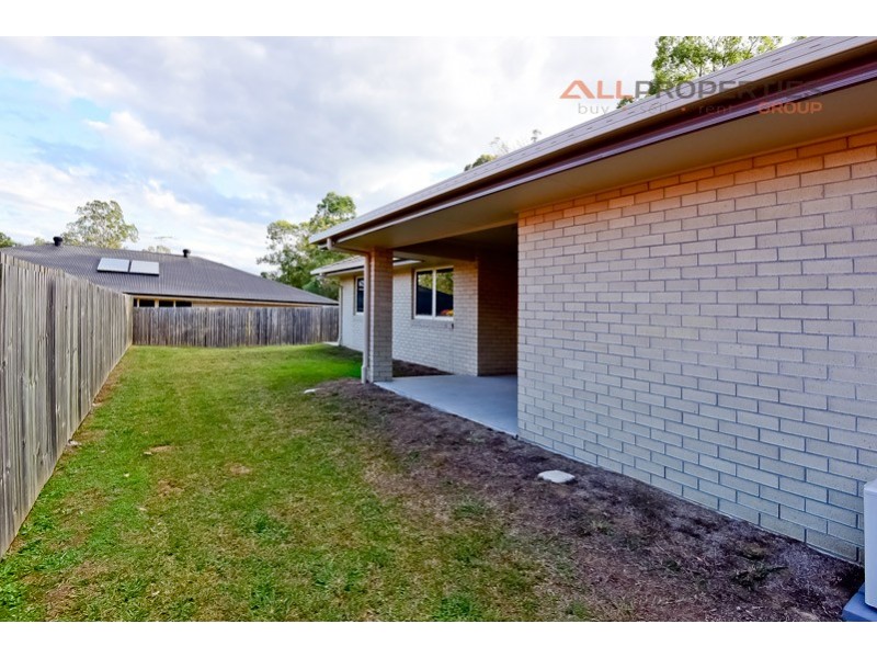 62 Blackwell Street, Hillcrest QLD 4118