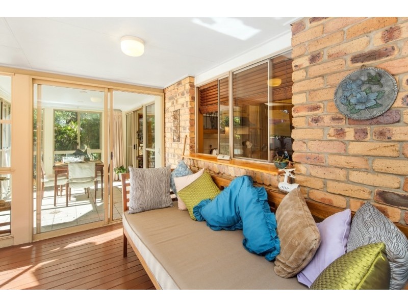 9 Mulloka Esplanade, Wurtulla QLD 4575