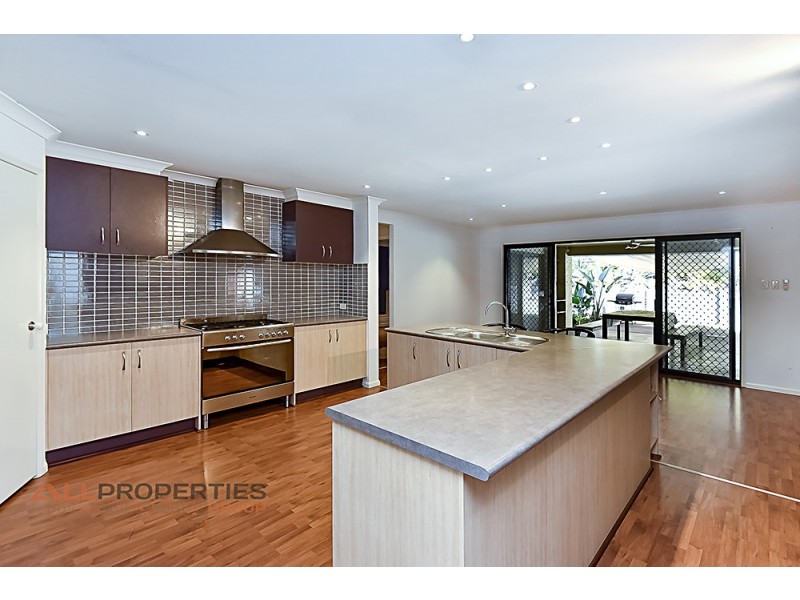 9 Ashton Way, Forest Lake QLD 4078