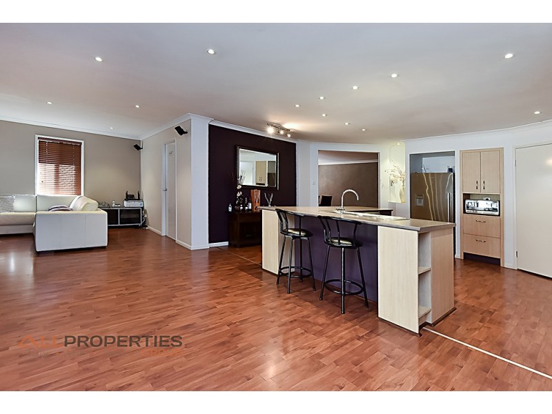 9 Ashton Way, Forest Lake QLD 4078