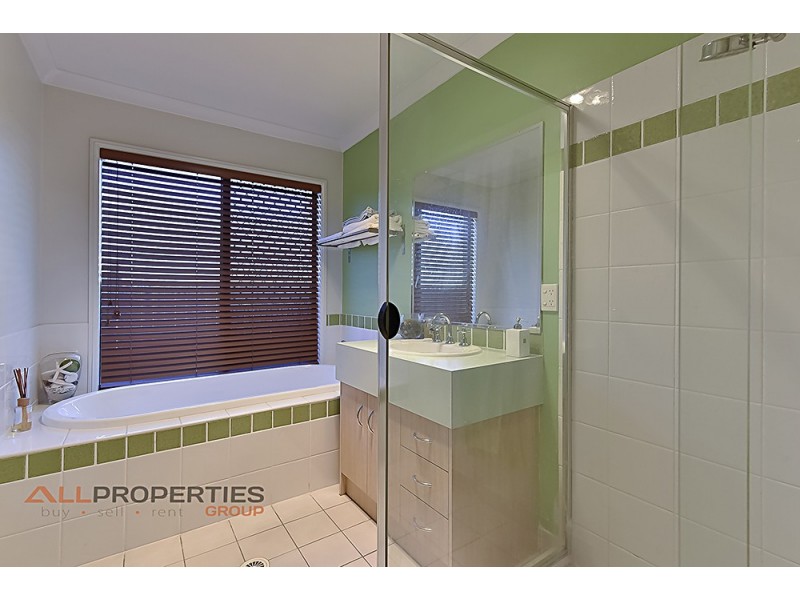 9 Ashton Way, Forest Lake QLD 4078