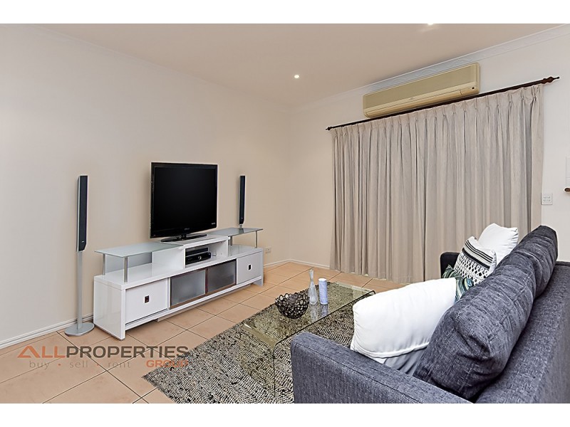 2 Medici Place, Forest Lake QLD 4078