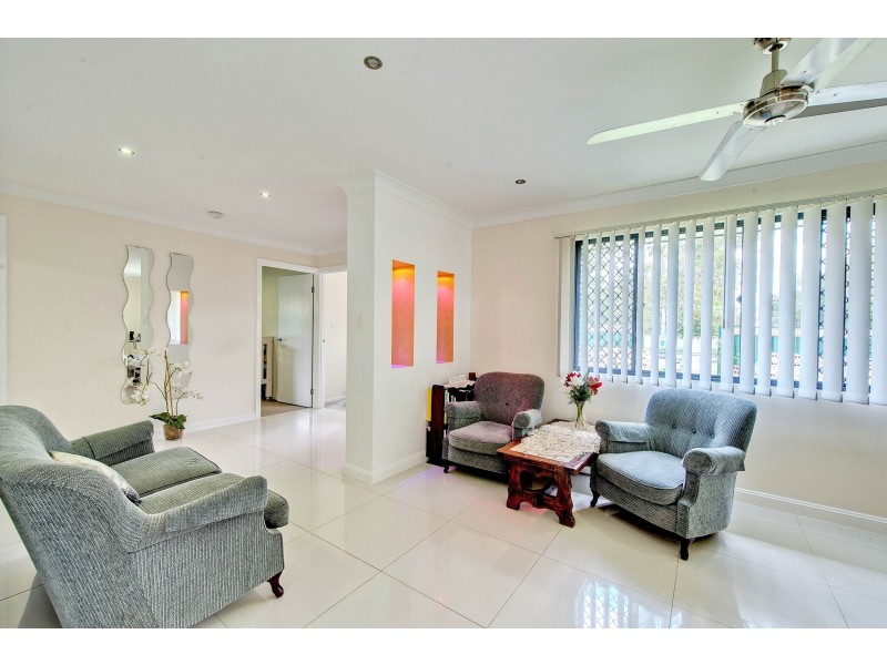 156 Middle Road, Boronia Heights QLD 4124