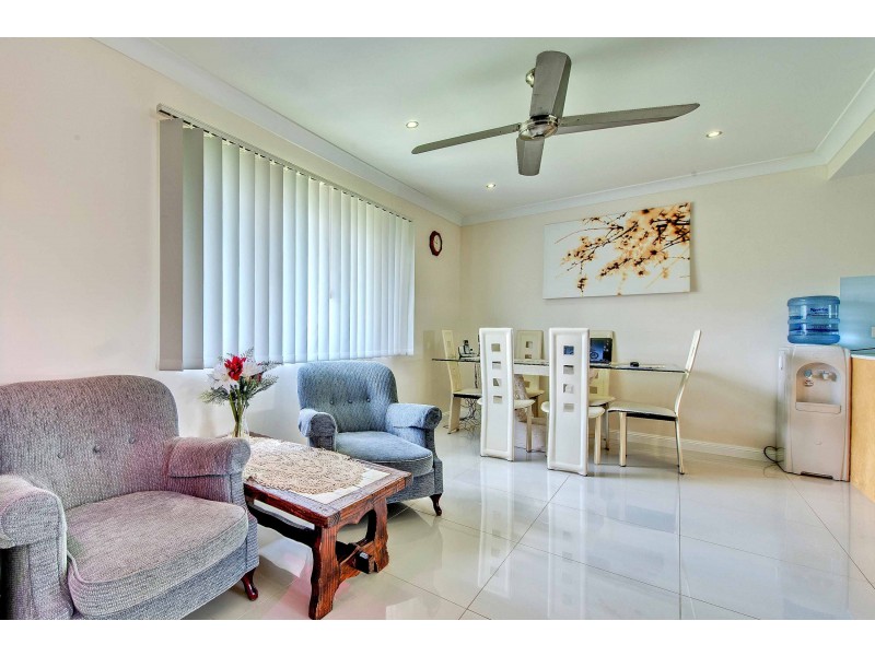 156 Middle Road, Boronia Heights QLD 4124