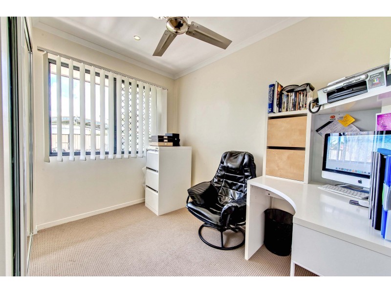 156 Middle Road, Boronia Heights QLD 4124