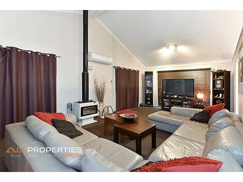 1-7 Barrine Court, Park Ridge South QLD 4125