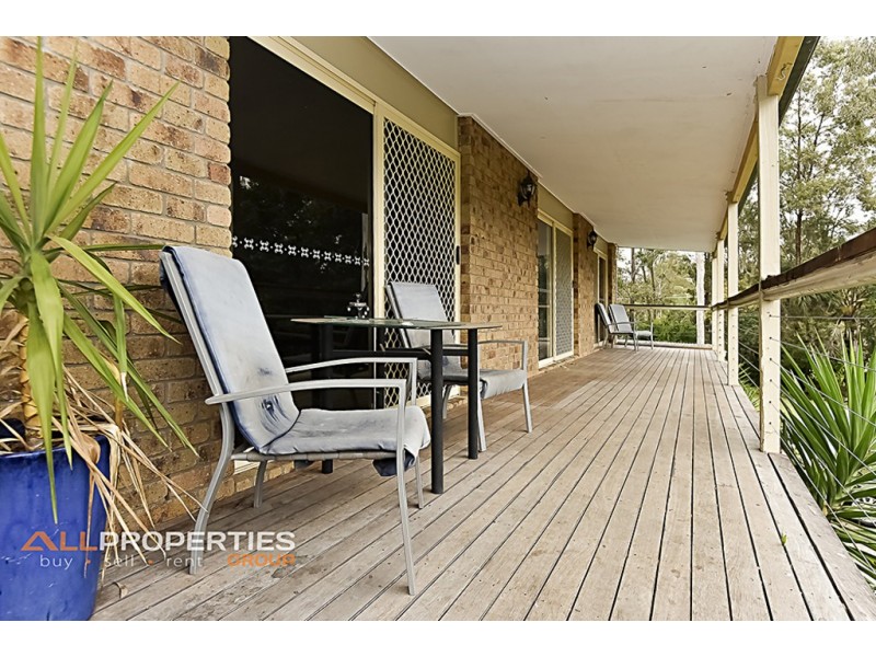 1-7 Barrine Court, Park Ridge South QLD 4125
