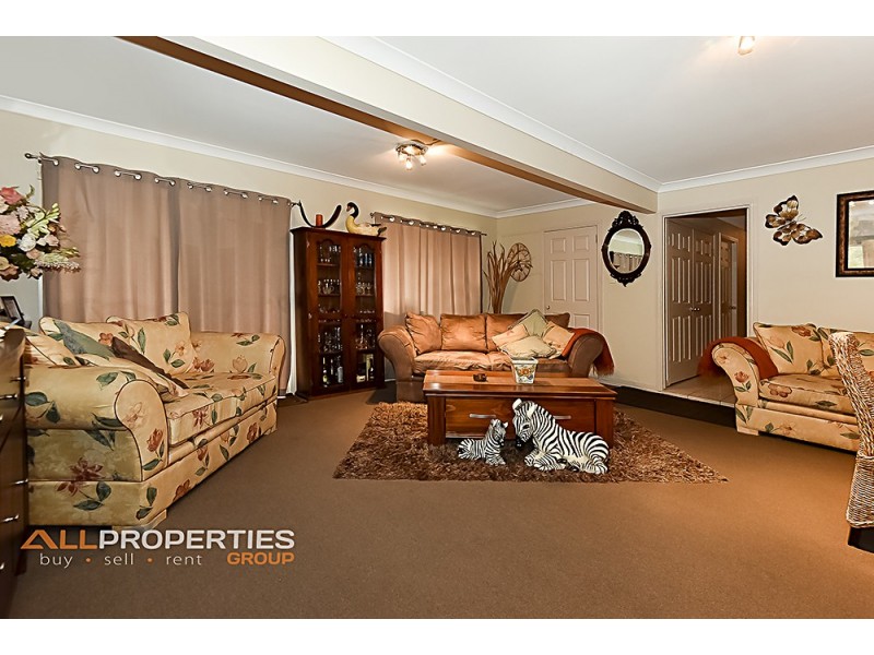 1-7 Barrine Court, Park Ridge South QLD 4125