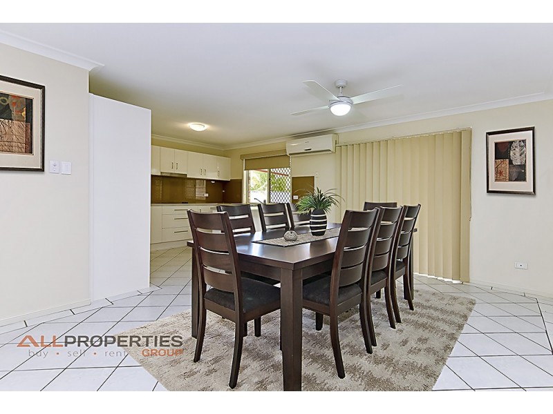 1 Regal Drive, Regents Park QLD 4118