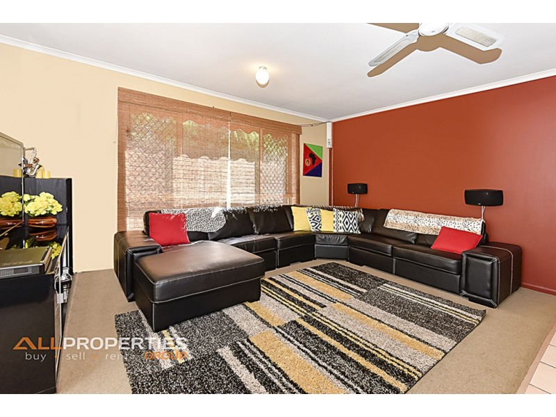 22 Paterson Place, Forest Lake QLD 4078