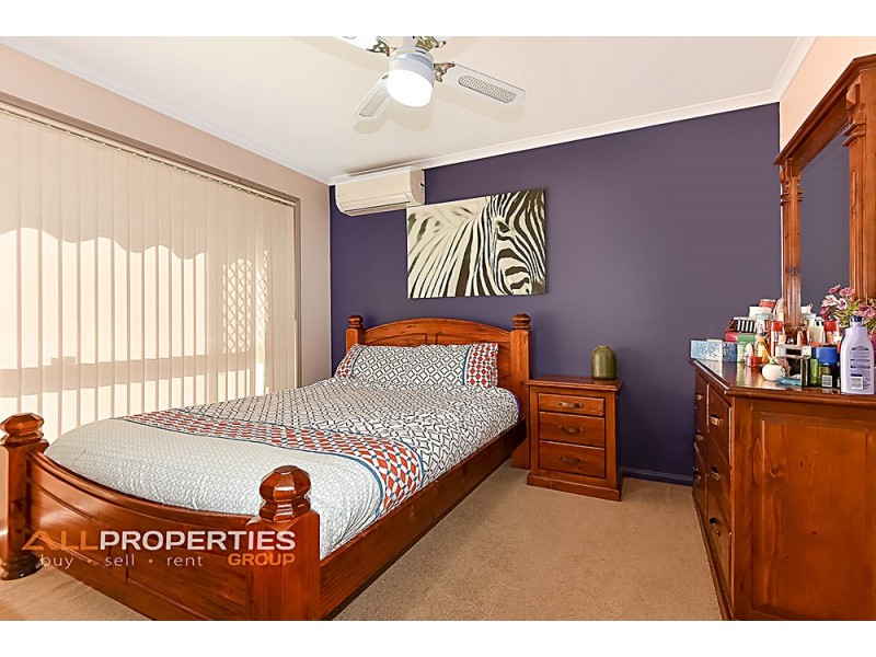 22 Paterson Place, Forest Lake QLD 4078