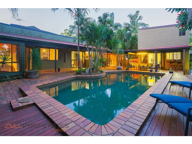 8 Wilpena Court, Springwood QLD 4127