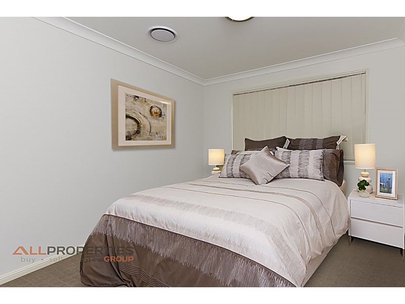 30 Giancarlo Cr, Doolandella QLD 4077