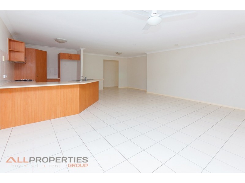 1/1 Sandhurst Street, Upper Coomera QLD 4209