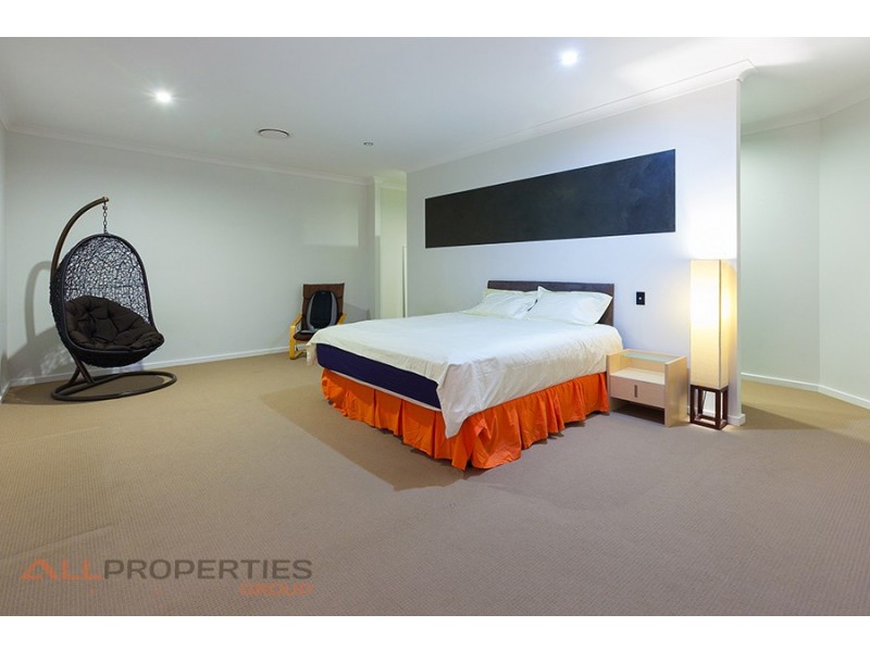 11 Rangeview Dr, Tanah Merah QLD 4128