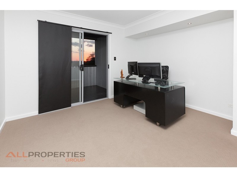 11 Rangeview Dr, Tanah Merah QLD 4128