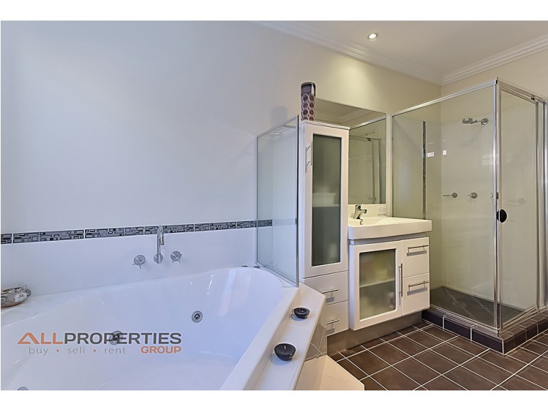 43 Eungella Terrace, Forest Lake QLD 4078