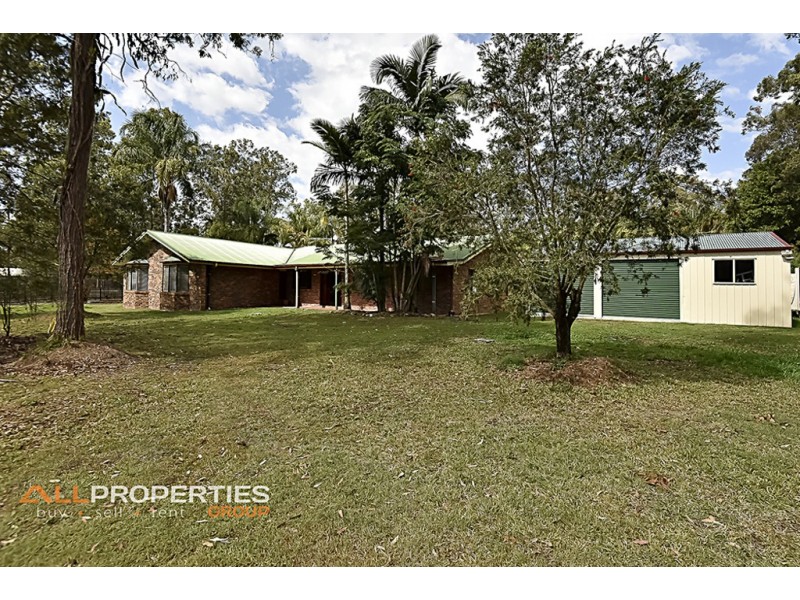 45 Daniel Court, Greenbank QLD 4124